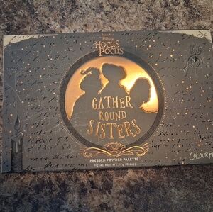 Hocus Pocus Gather Round Sisters Eyeshadow Palette